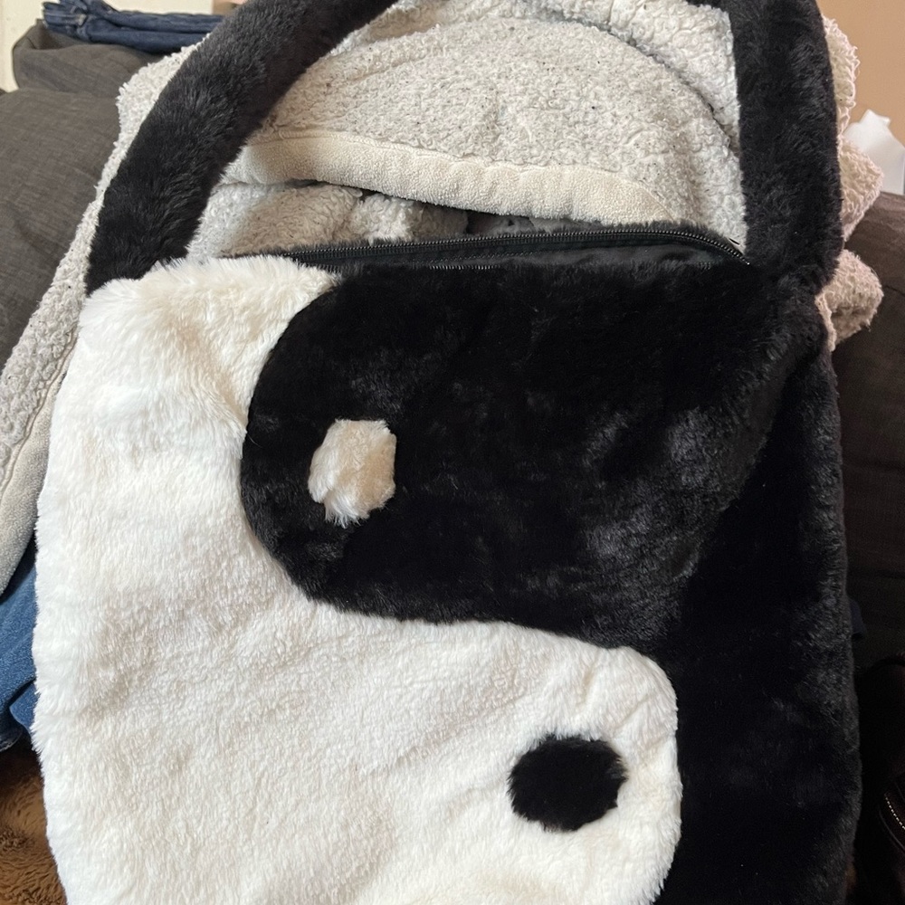Faux Fur Ying Yang tote bag from Hot Topic